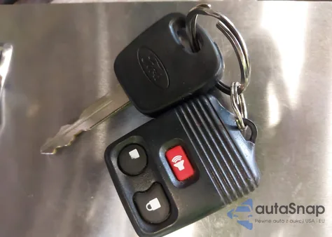 2002 Ford Escape Xlt z USA, uszkodzony, nr VIN 1FMCU04142KC19874